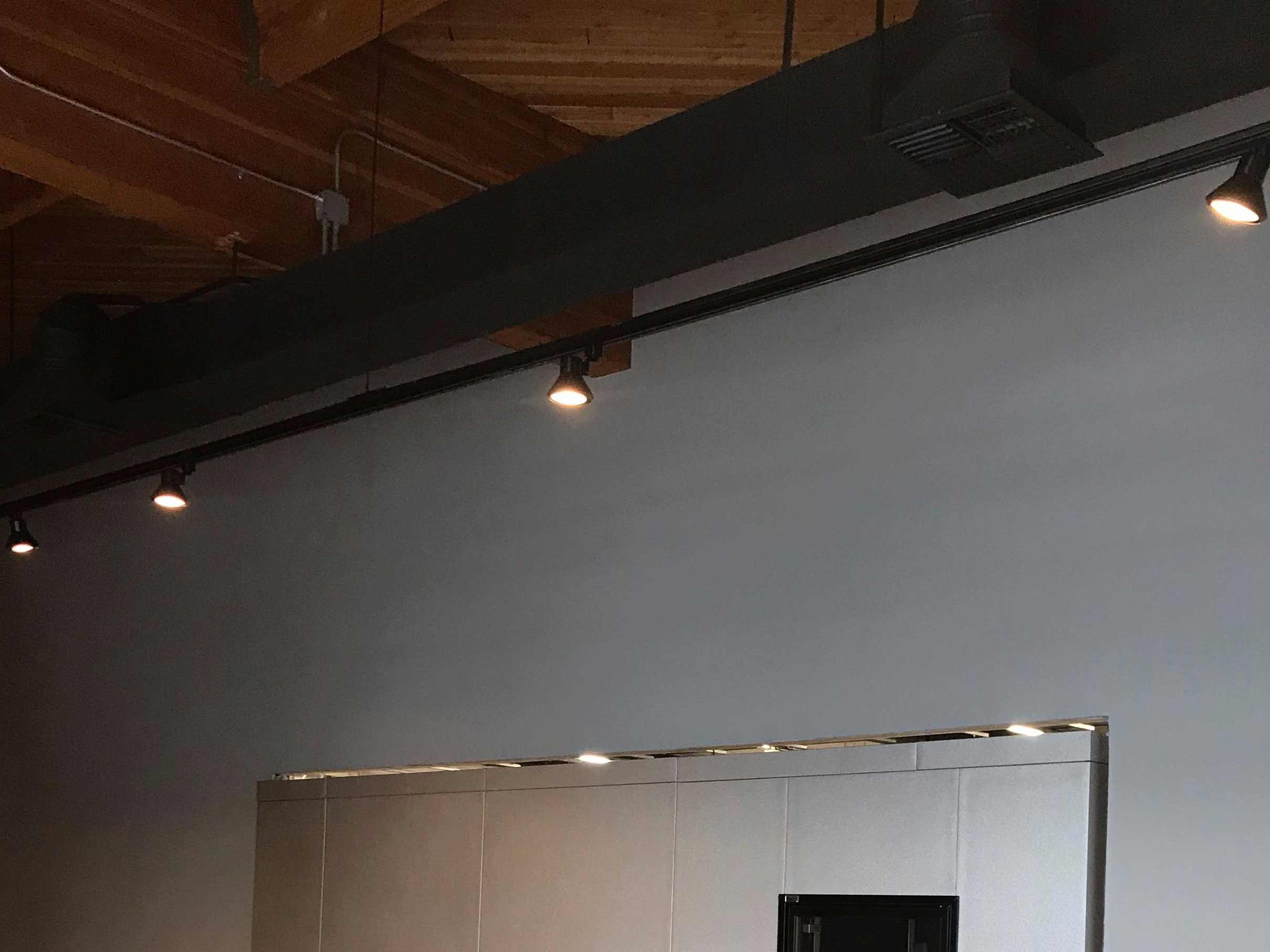 commercial track lighting